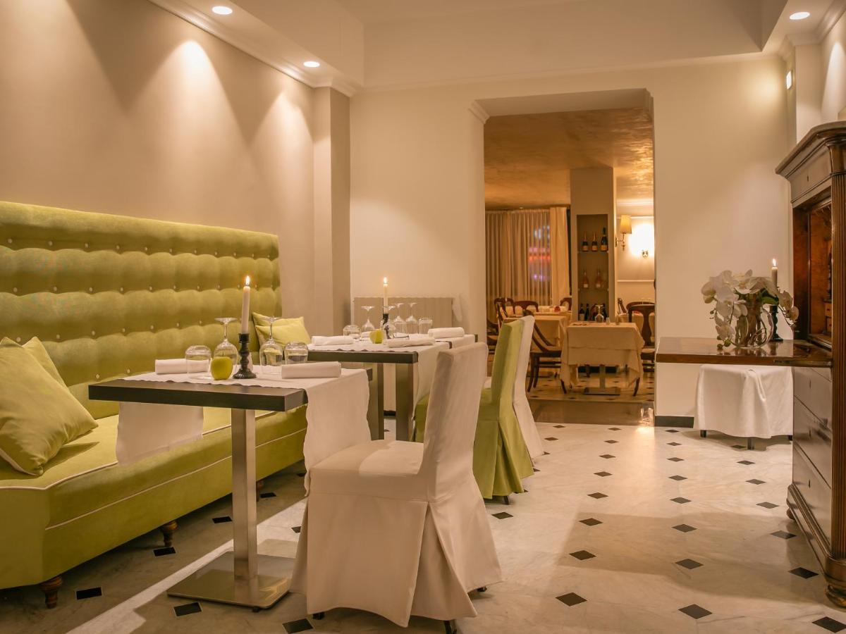 Jolanda Hotel